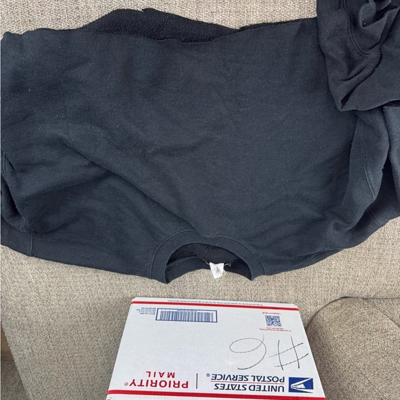 Bow with Clothes Brands Like Forever 21 And Pretty Little Thing - Picture 6 of 9